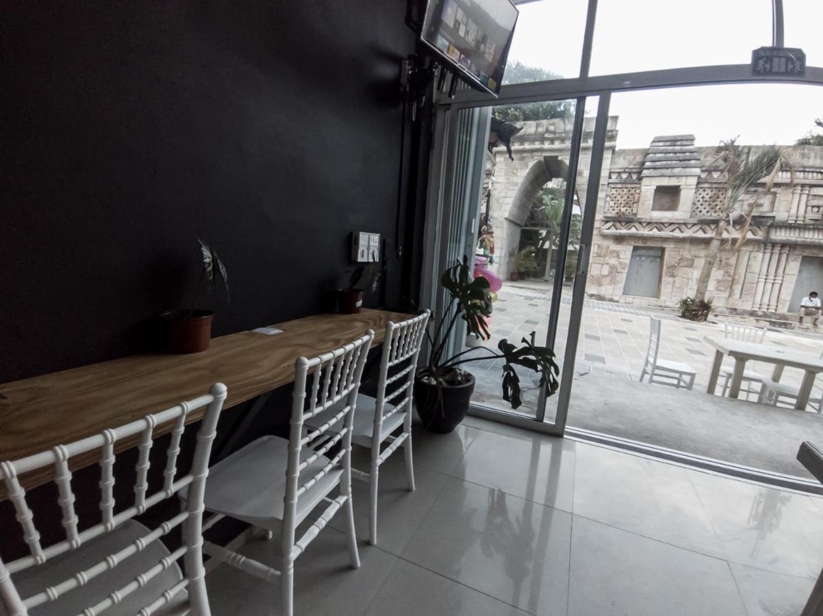 Lezzoto Hostel Boutique 2,5 Playa del Carmen Esterno foto