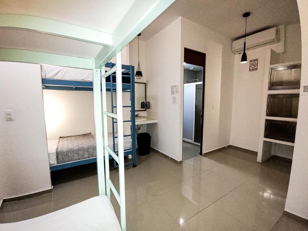 Lezzoto Hostel Boutique 2,5 Playa del Carmen Esterno foto